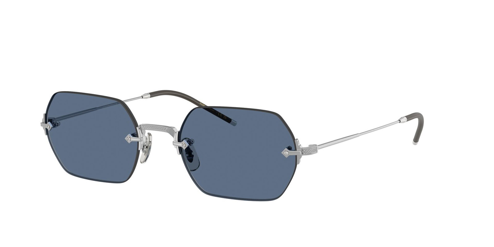 Das Bild zeigt die Oliver Peoples Sonnenbrille OV1353ST 503680 leicht seitlich.